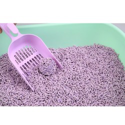  UNIQ PETS Tofu biodegradable cat  litter Lavender - dabīgi granulēti kaķu pakaiši ar kukurūzas cieti un sojas šķiedrām ar lavanda aromātu 5kg / 12L 